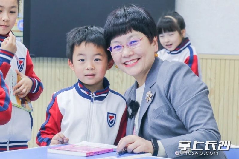汤素兰一直致力于儿童文学阅读与推广。